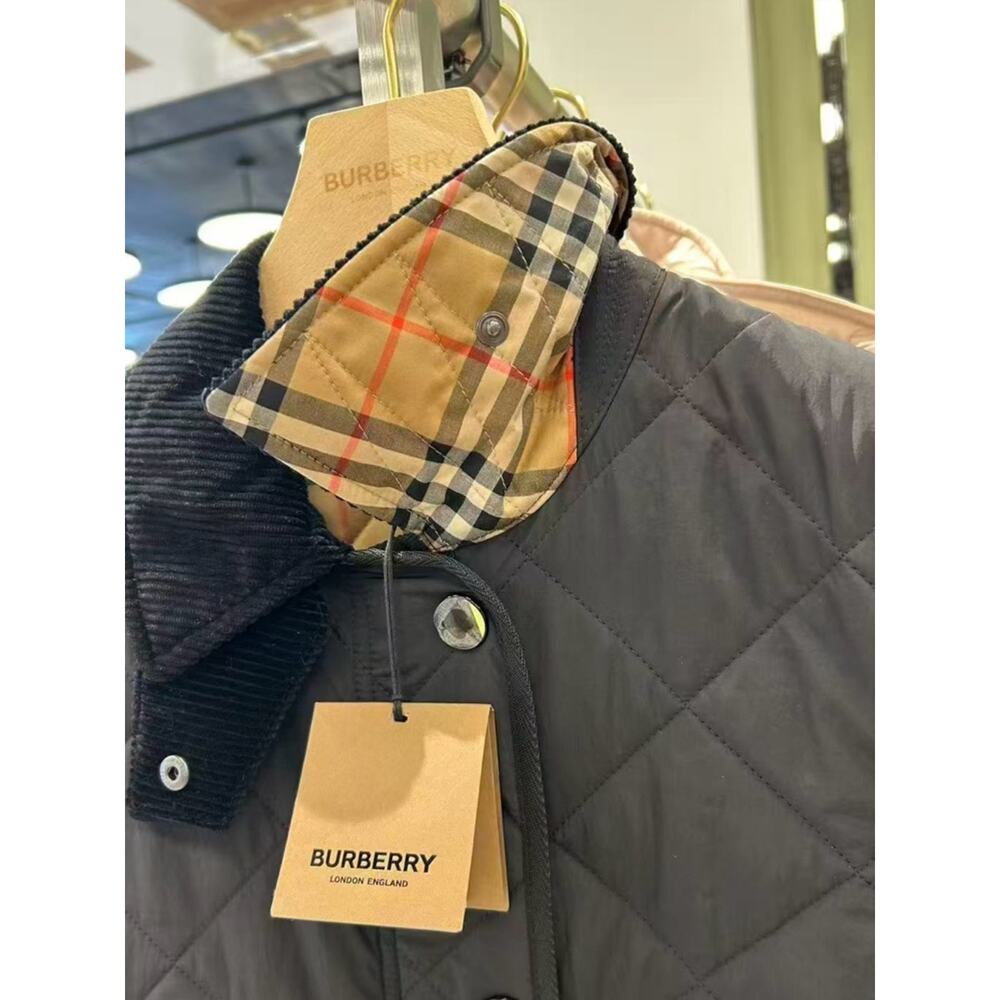 Burberry Black Quilted Barn Jacket Size Small - Picture 9 of 10
